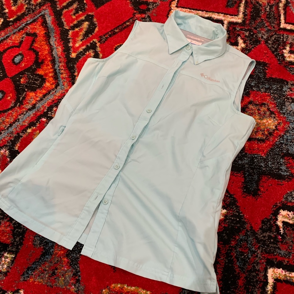 Mint Columbia shirt sleeveless